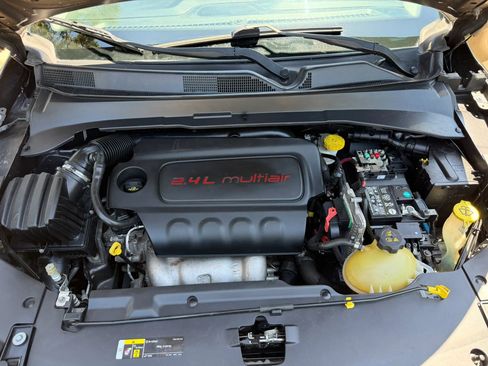 Used 2020 Jeep Compass Latitude FWD image 29