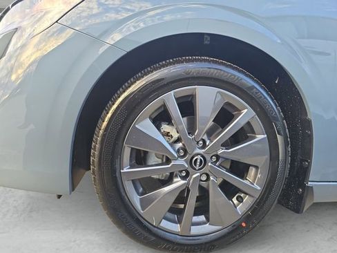 New 2026 Nissan Sentra SR image 23