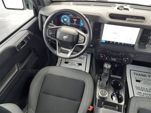 Used 2025 Ford Bronco Big Bend image 13