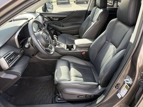 Used 2023 Subaru Outback Limited AWD/4WD image 13
