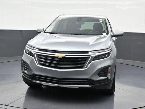 Used 2024 Chevrolet Equinox LT FWD image 9