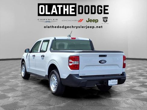 Used 2025 Ford Maverick XL w/ Equipment Group 102A AWD/4WD image 3