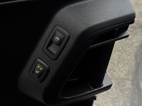 Used 2017 Dodge Grand Caravan GT image 33