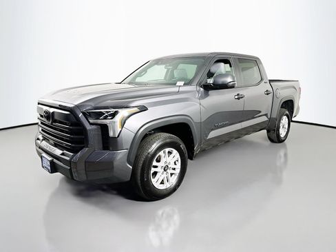 Used 2025 Toyota Tundra SR5 w/ SR5 Convenience Package AWD/4WD image 3