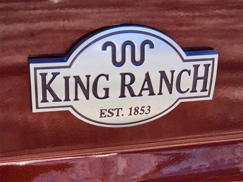 Used 2016 Ford F350 King Ranch w/ King Ranch w/Chrome Package image 17