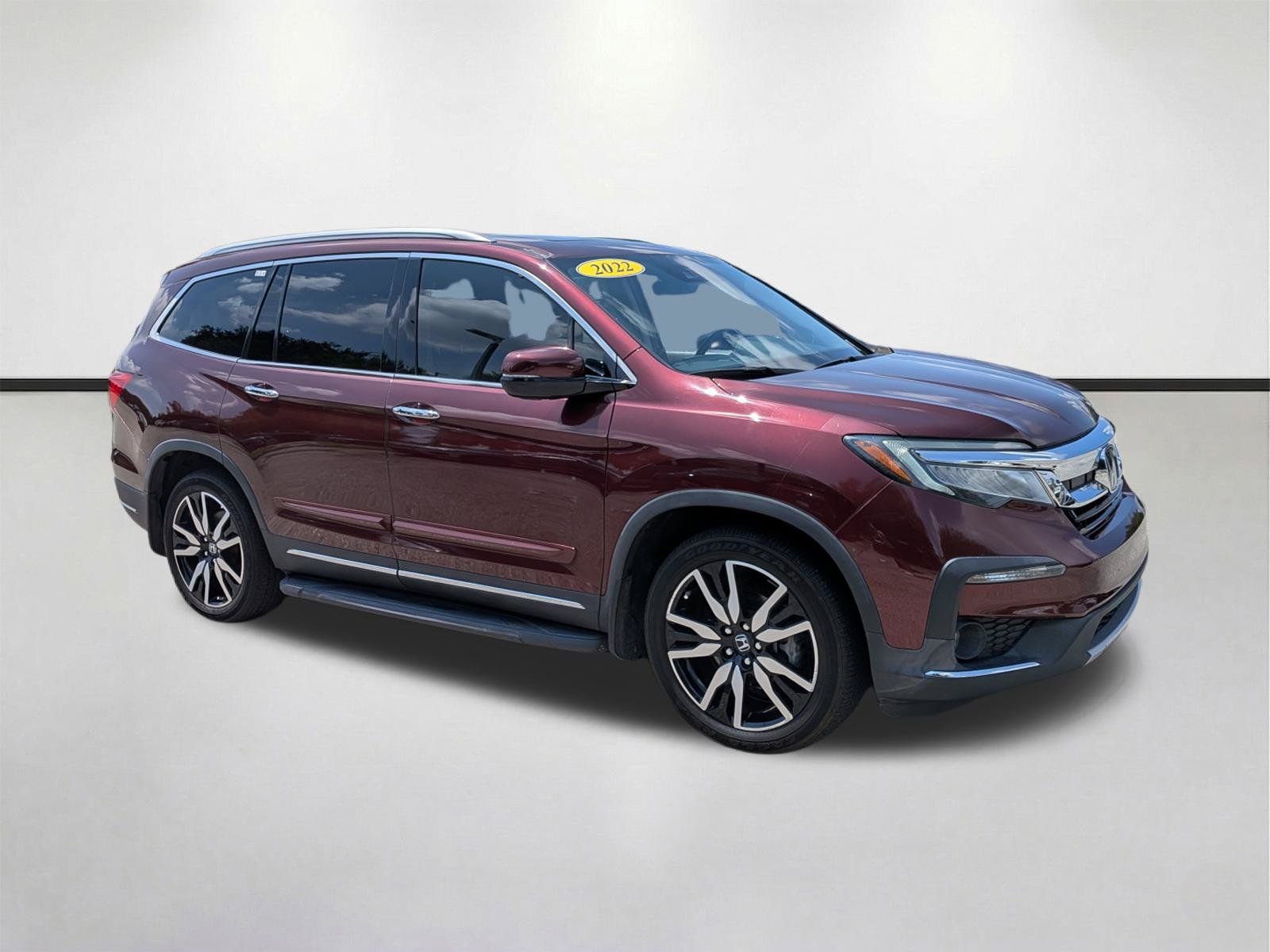 Used 2022 Honda Pilot Touring image 1