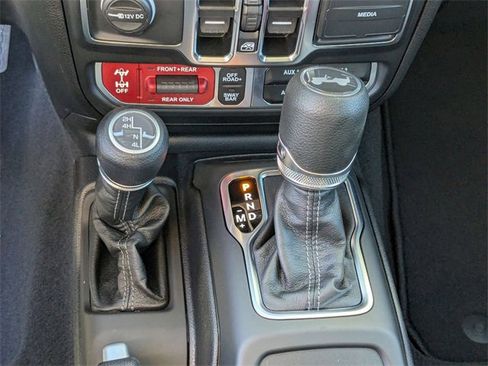 New 2025 Jeep Wrangler Rubicon w/ Technology Group image 20