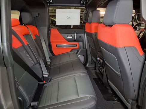 New 2026 GMC Hummer EV 3X w/ Carbon Fiber Edition Package AWD/4WD image 7
