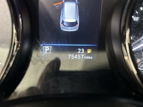 Used 2019 Nissan Rogue SV AWD/4WD image 13