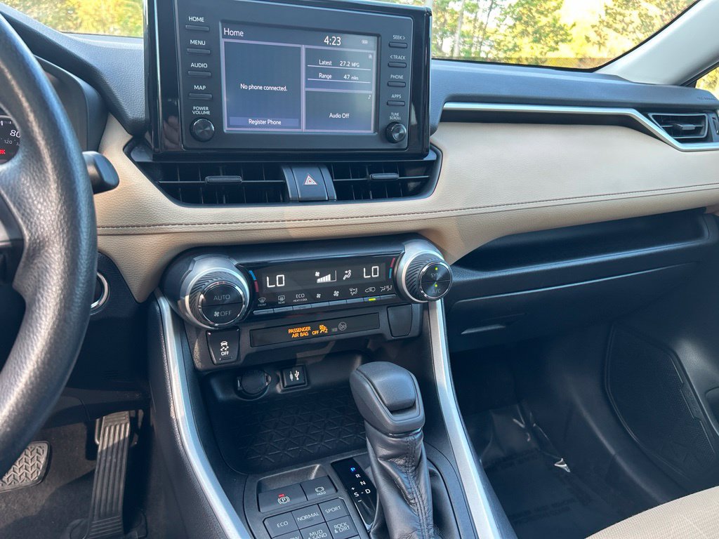 Used 2019 Toyota RAV4 XLE w/ All Weather Liner Package AWD/4WD image 17