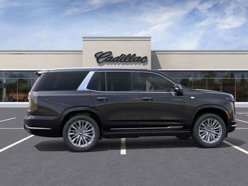 New 2026 Cadillac Escalade Luxury image 5