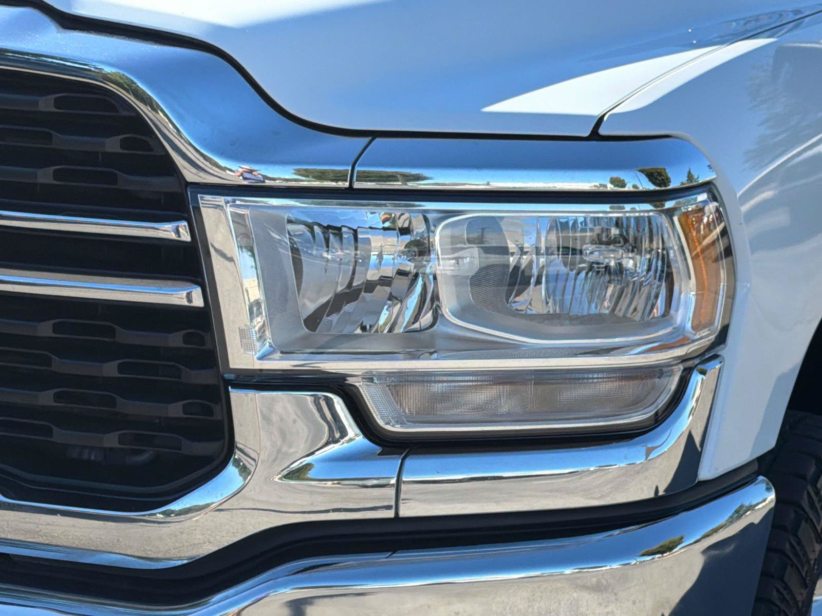 Used 2024 RAM 2500 Big Horn w/ Off Road Package AWD/4WD image 11
