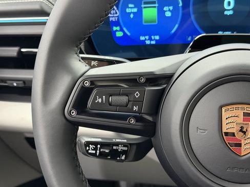 New 2026 Porsche Macan 4 Electric image 46