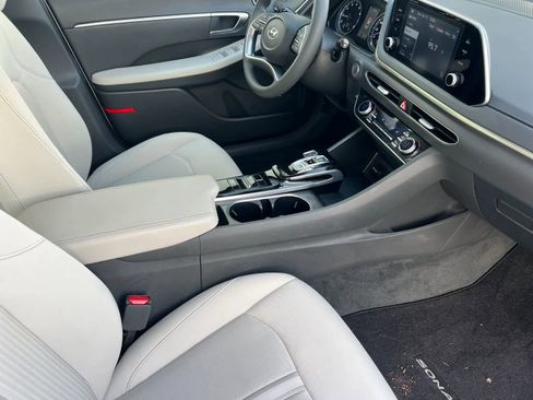 Certified 2021 Hyundai Sonata SEL image 16