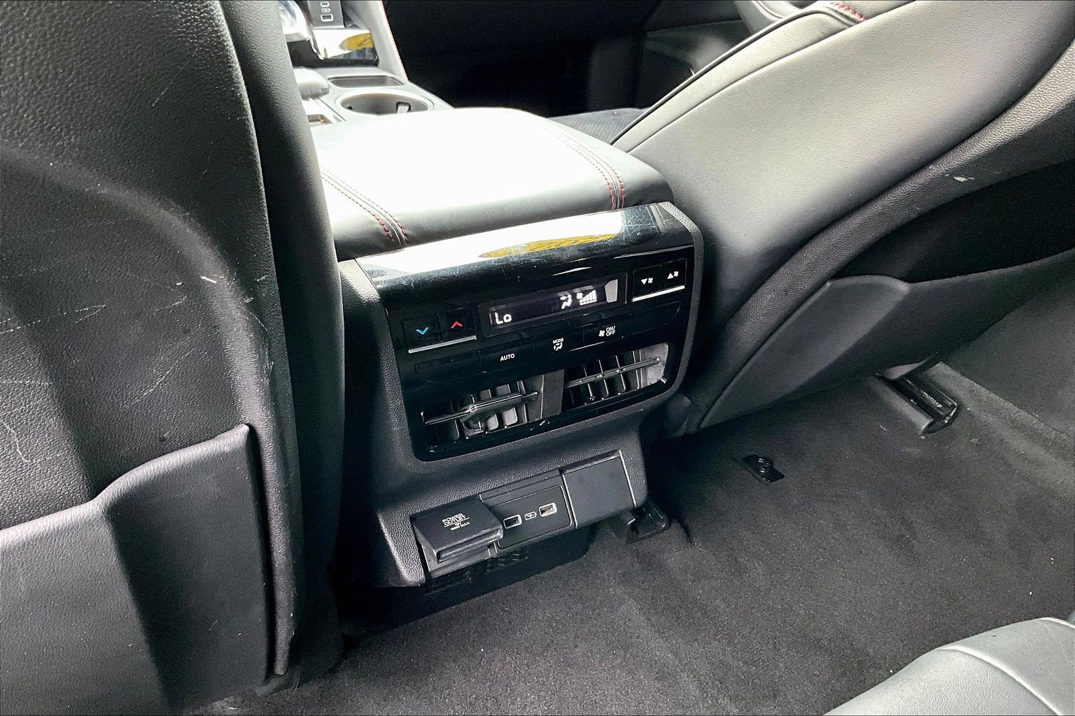 Used 2022 Acura MDX A-Spec AWD/4WD image 9