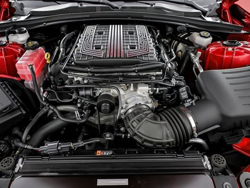 Used 2018 Chevrolet Camaro ZL1 RWD image 17