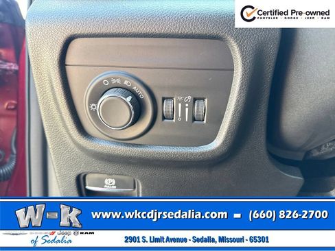 Certified 2023 Jeep Grand Cherokee Altitude AWD/4WD image 22