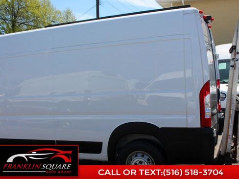 Used 2020 RAM ProMaster 2500 w/ Interior Convenience Group FWD image 11