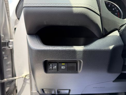Used 2020 Toyota RAV4 LE w/ All Weather Liner Package AWD/4WD image 28