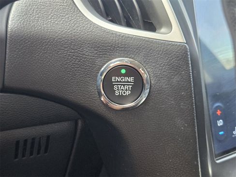 Used 2022 Ford Edge SEL w/ Convenience Package image 18