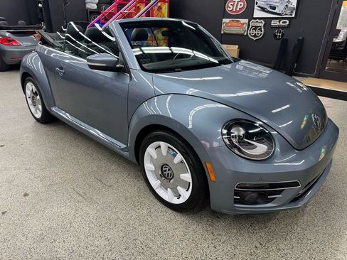 Used 2019 Volkswagen Beetle 2.0T Final Edition SEL image 15