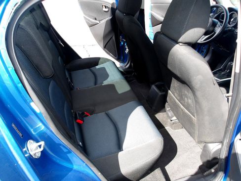 Used 2018 Toyota Yaris iA image 11