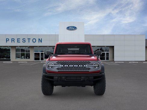 New 2025 Ford Bronco Badlands image 6