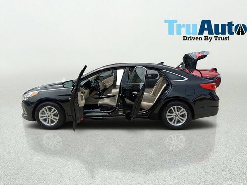 Used 2017 Hyundai Sonata SE FWD image 12