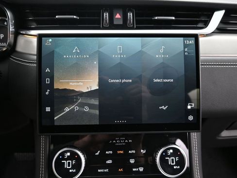 New 2026 Jaguar F-PACE R-Dynamic S image 25