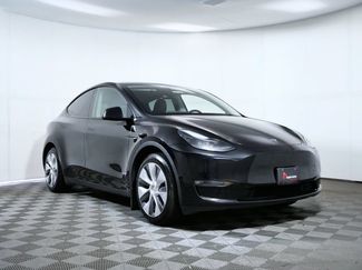 Used 2023 Tesla Model Y Long Range AWD/4WD video 1