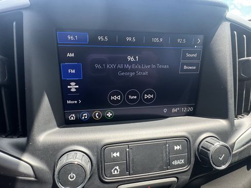 Used 2021 GMC Terrain SLT image 16