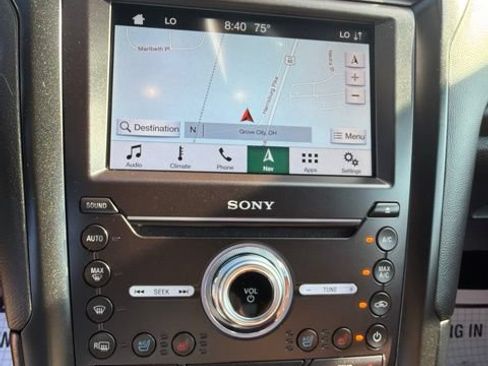 Used 2019 Ford Fusion Titanium FWD image 18
