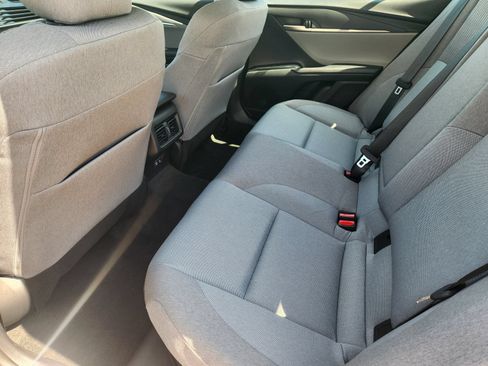 Used 2025 Toyota Camry LE w/ Convenience Package FWD image 33