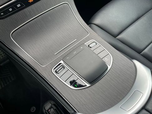 Used 2020 Mercedes-Benz GLC 300 image 20