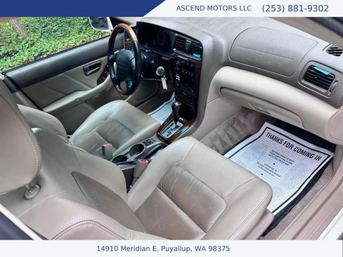 Used 2002 Subaru Outback H6 L.L. Bean Edition AWD/4WD image 11