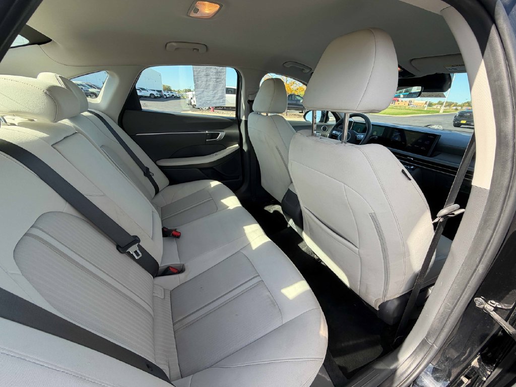 Used 2025 Hyundai Sonata SEL FWD image 26