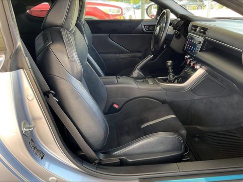 Used 2023 Toyota GR86 Premium w/ ALL Weather Mat Package (TMS) RWD image 24