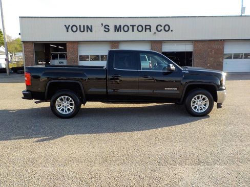 Used 2016 GMC Sierra 1500 SLE w/ Suspension Package, Off-Road image 7