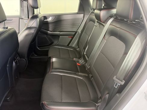 Certified 2025 Ford Escape ST-Line Select AWD/4WD image 13
