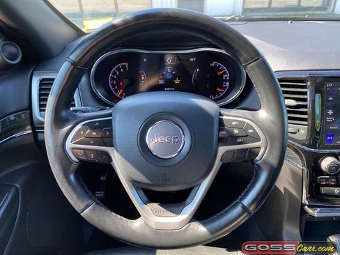 Used 2020 Jeep Grand Cherokee Limited AWD/4WD image 18