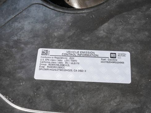 Used 2024 Chevrolet Corvette Stingray Preferred Cpe w/ 2LT RWD image 29