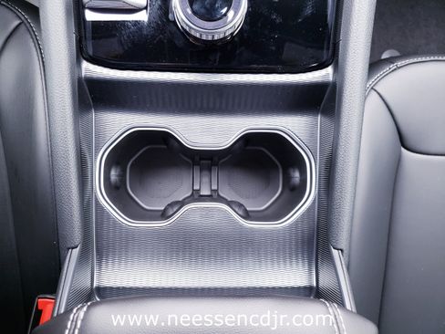 New 2025 Jeep Grand Cherokee Limited image 29