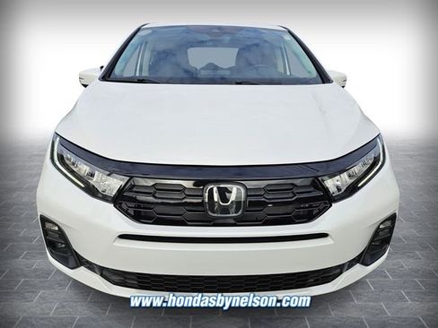 New 2026 Honda Odyssey Touring image 2