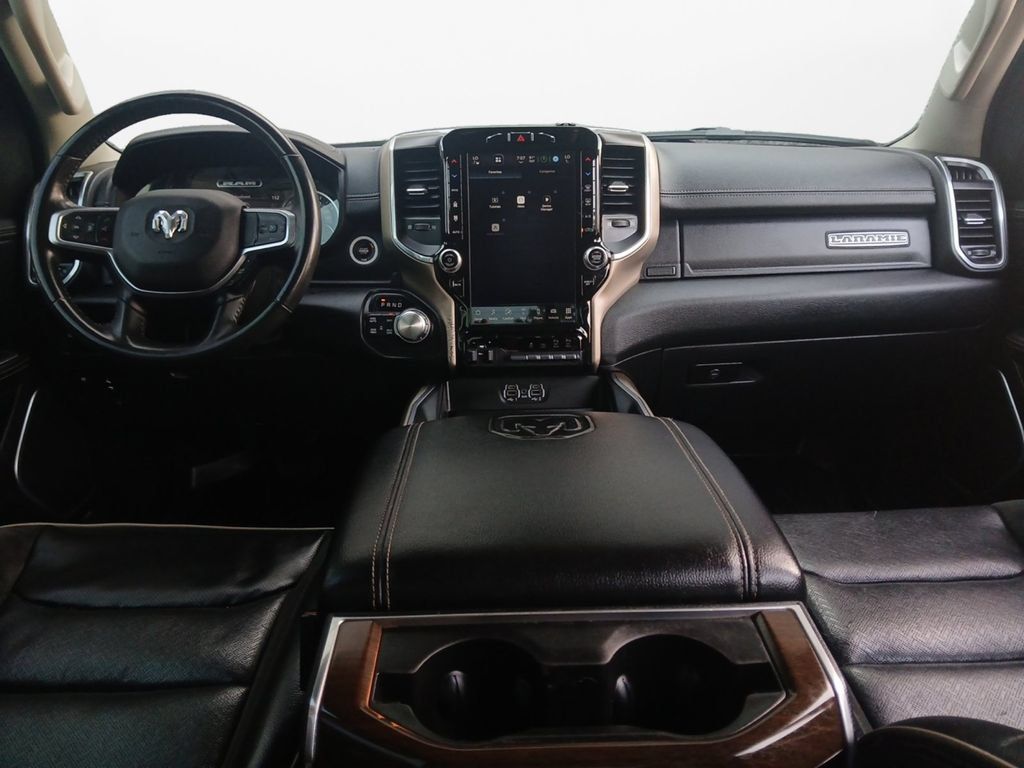 Used 2022 RAM 1500 Laramie AWD/4WD image 19