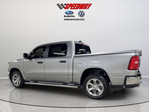 Used 2025 RAM 1500 Big Horn AWD/4WD image 9