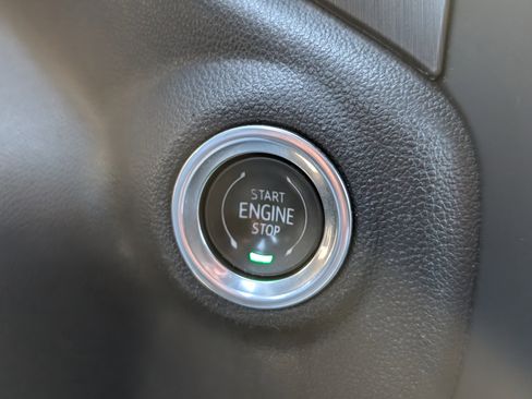 Used 2020 GMC Sierra 1500 AT4 image 26