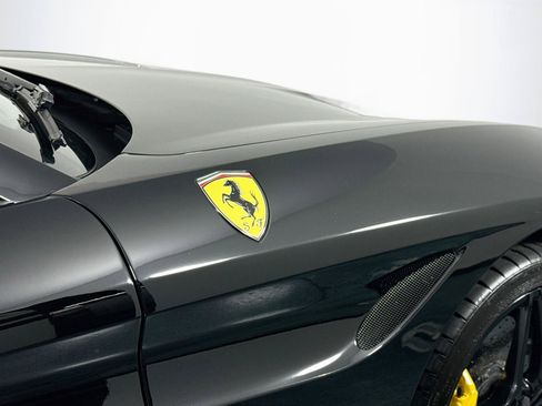 Used 2017 Ferrari California T RWD image 56