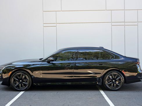 Used 2024 BMW 740i w/ M Sport Professional Package RWD image 59