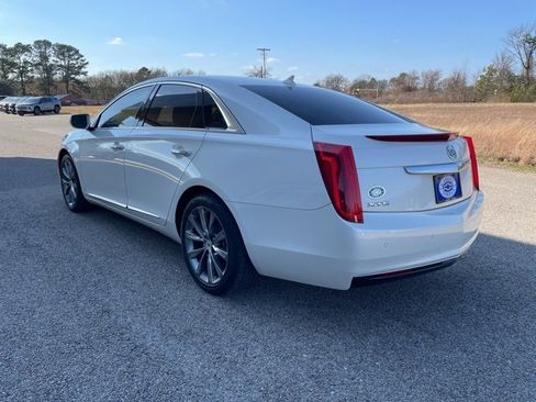 Used 2014 Cadillac XTS image 3