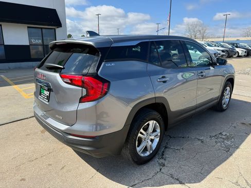 Used 2018 GMC Terrain SLE image 14
